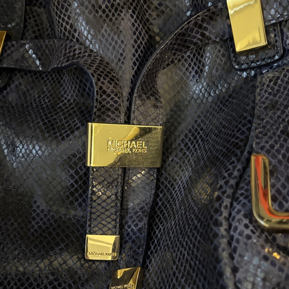 Michael Kors Vintage Black & Blue Handbag - Picture 9 of 11
